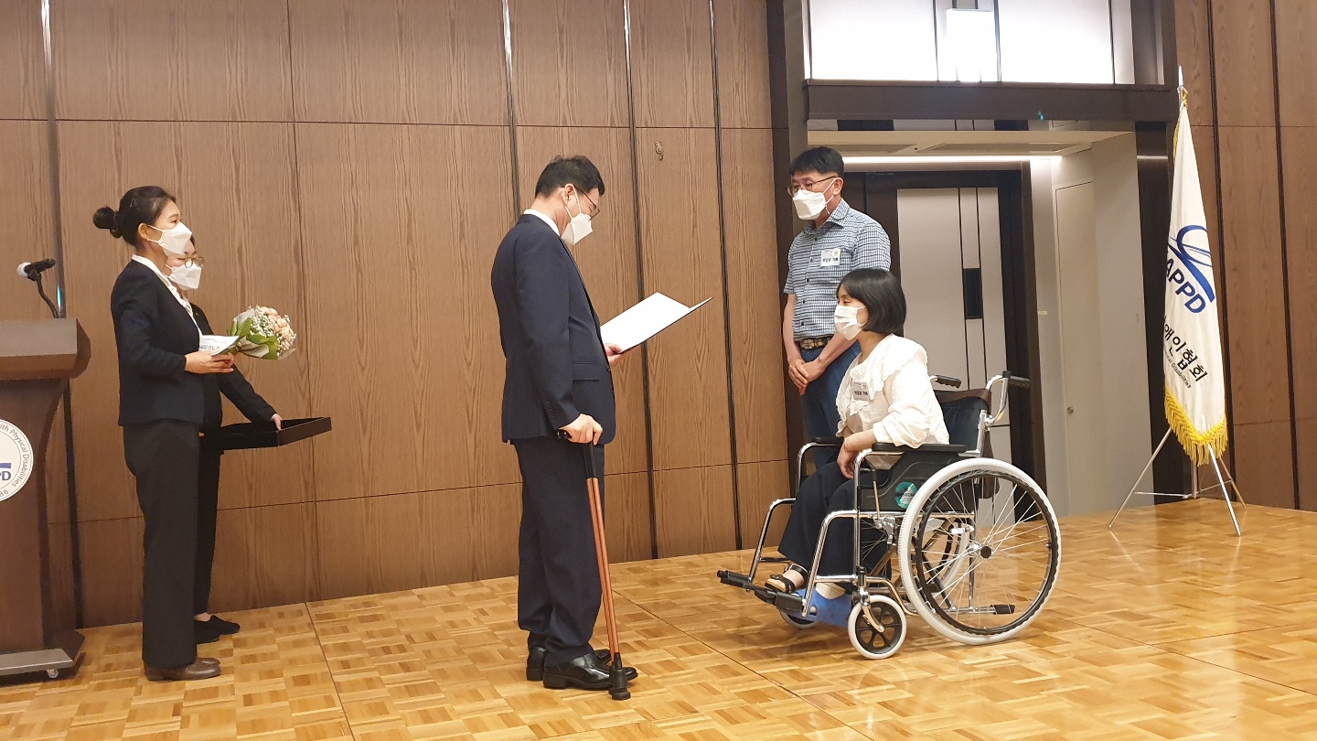 장애인 가족 행복 페스티벌”수기 공모 보건복지부 장관상 수상-사진2